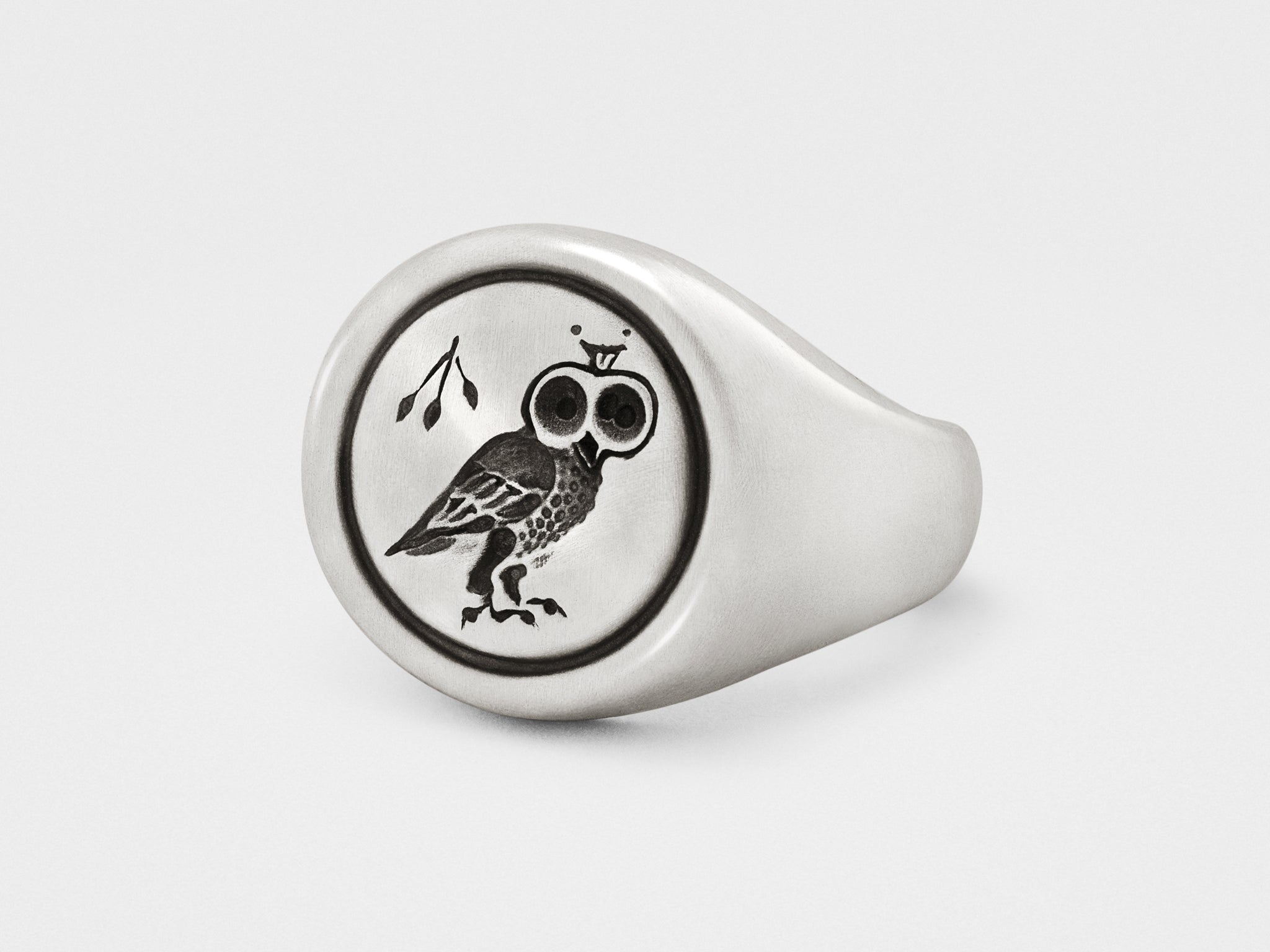 Bague chevalière hibou en argent