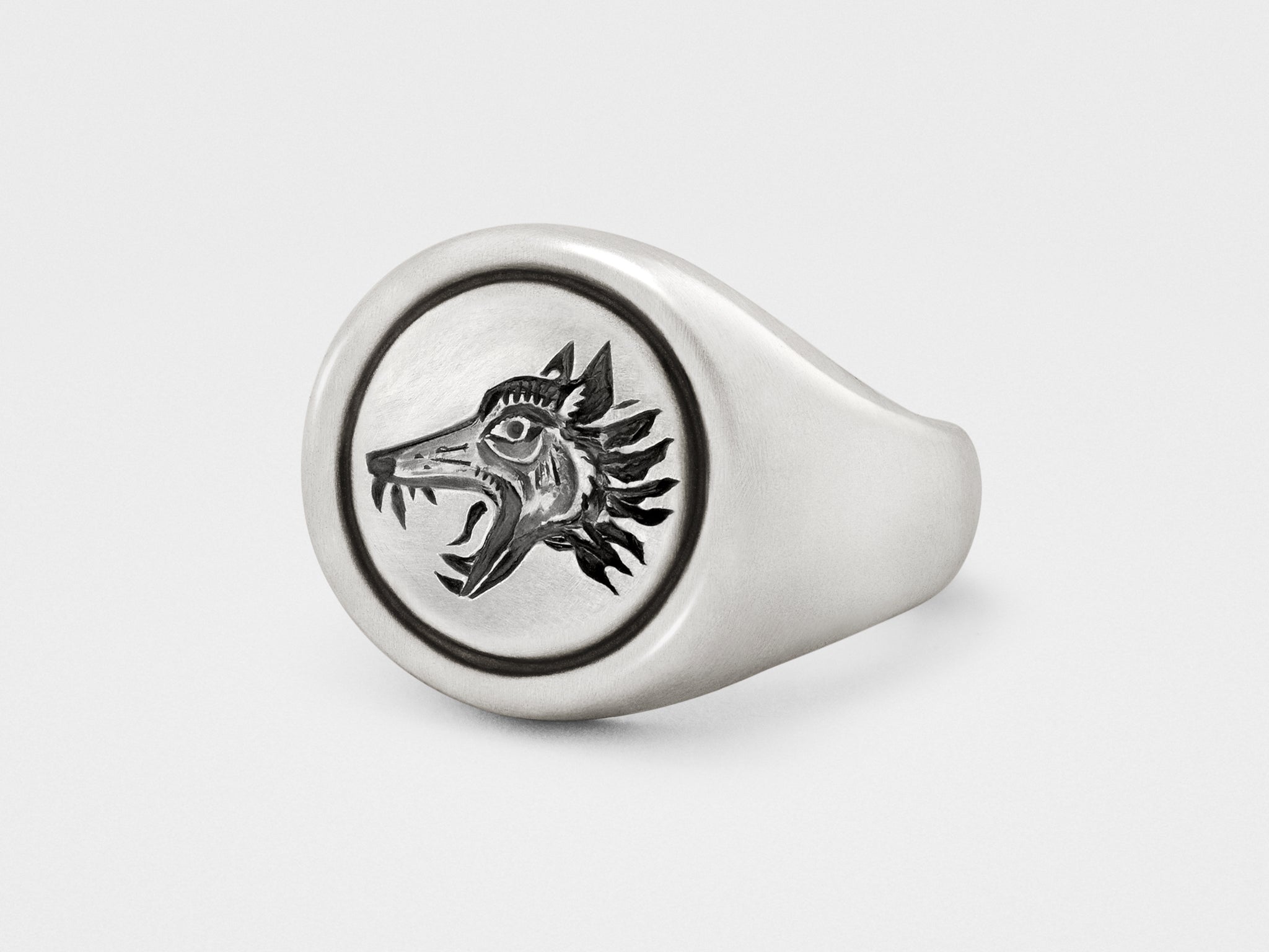 Bague chevalière Loup en argent